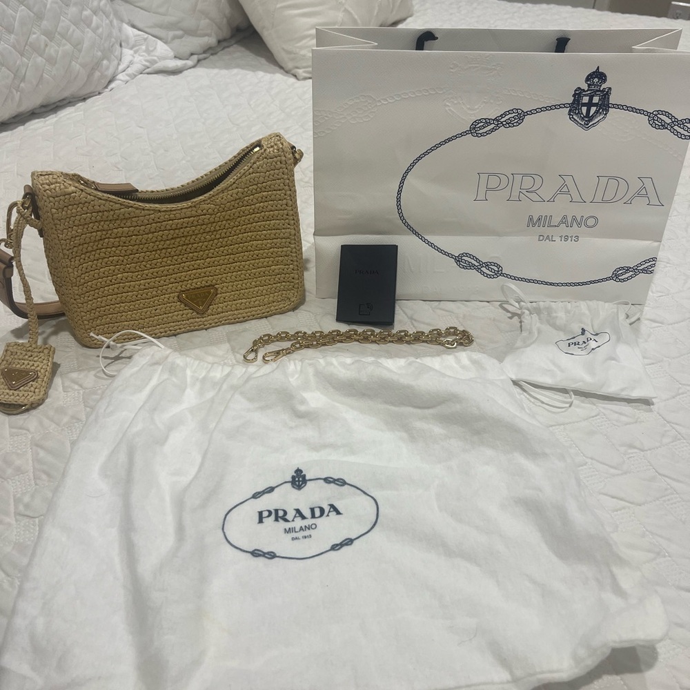 Prada Re-edition crochet mini-bag - Picture 2 of 12